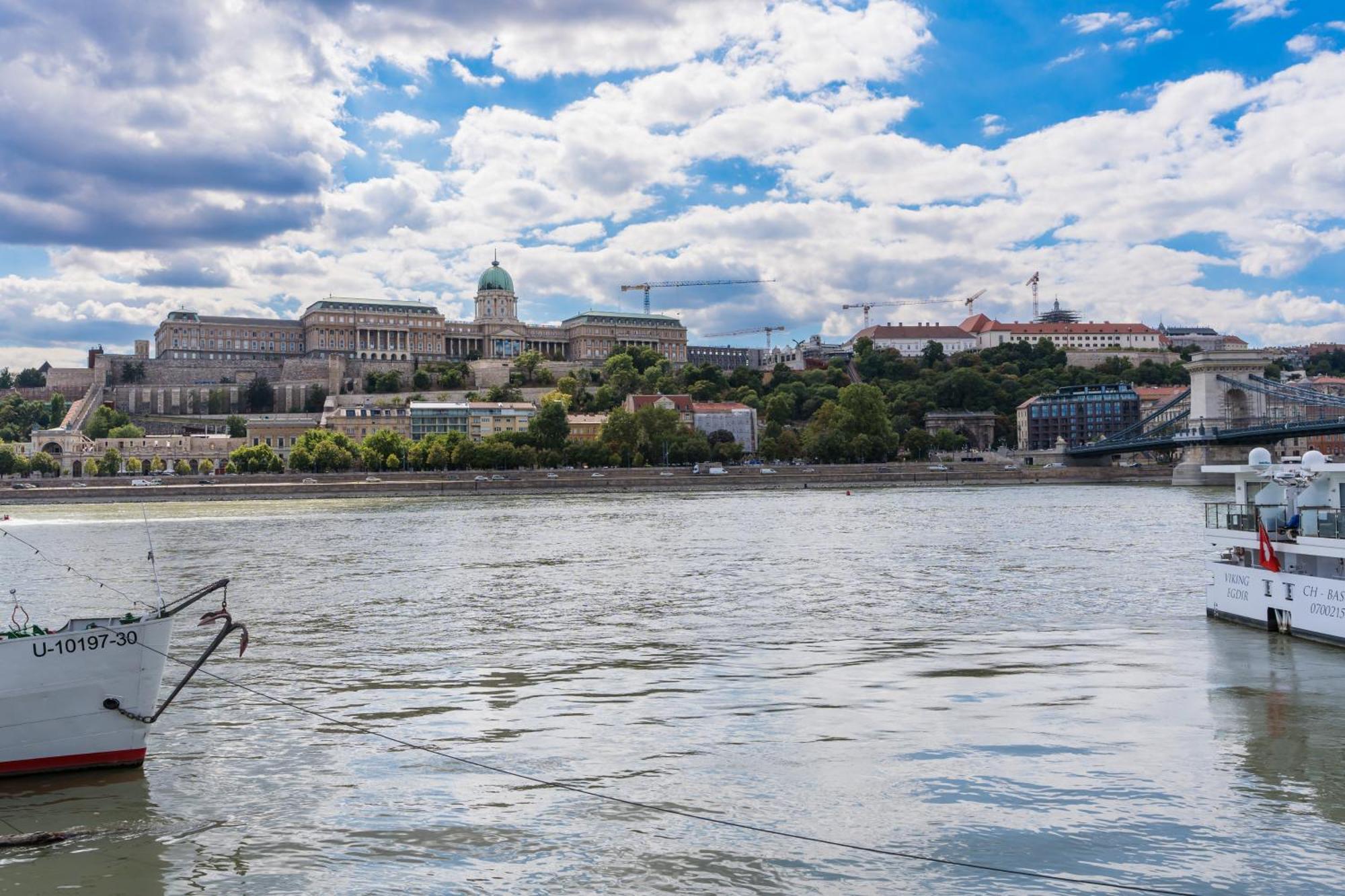 Spacious By Opera Appartamento Budapest
